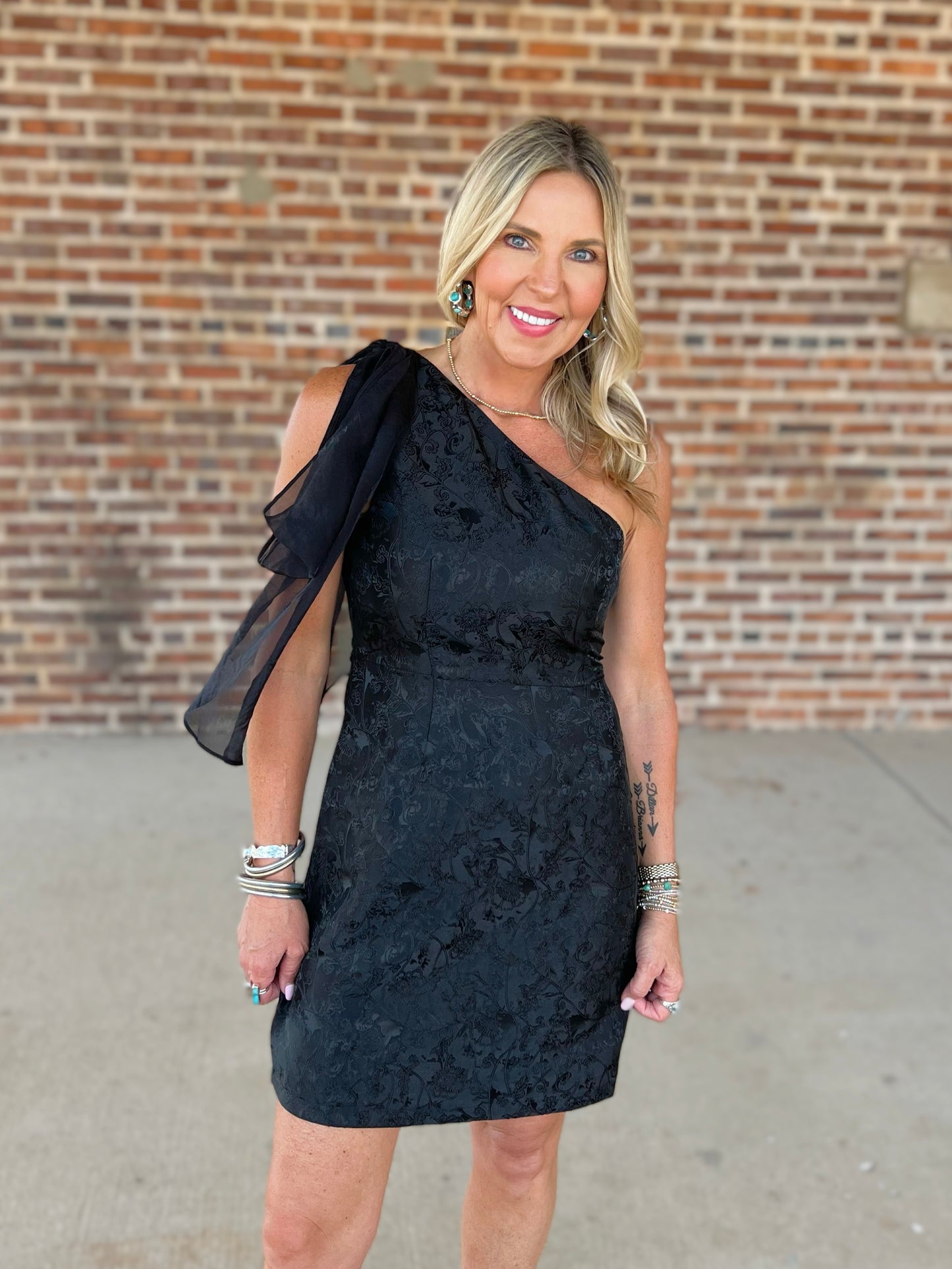 Henefer One Shoulder Mini Dress