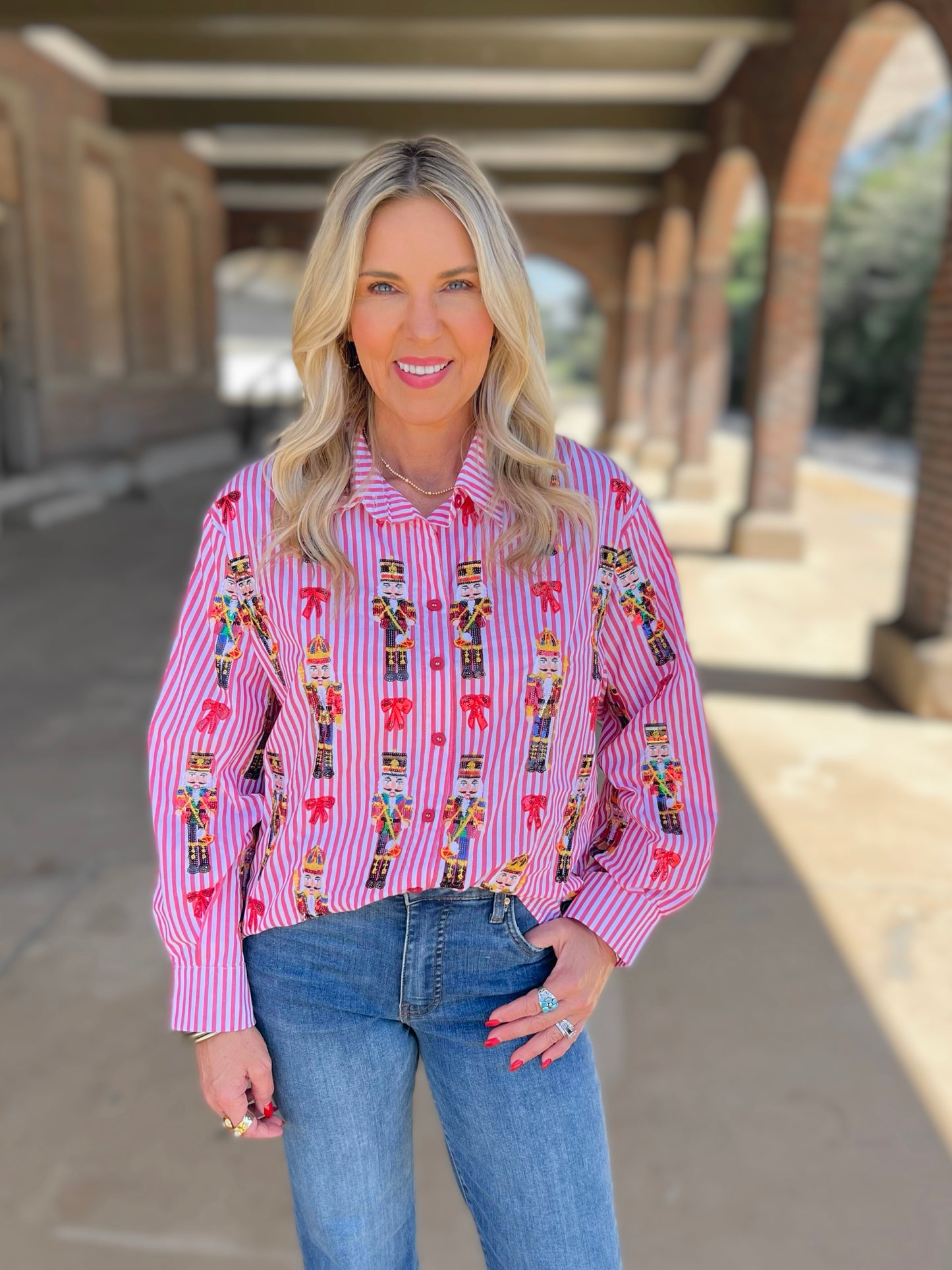 QOS Nutcracker & Bow Button Up Top
