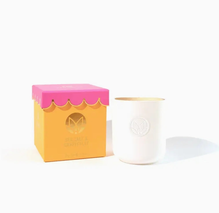 Musee Scalloped Candle