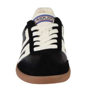 Back 70 Cloud Nc Sneaker in Black Milk