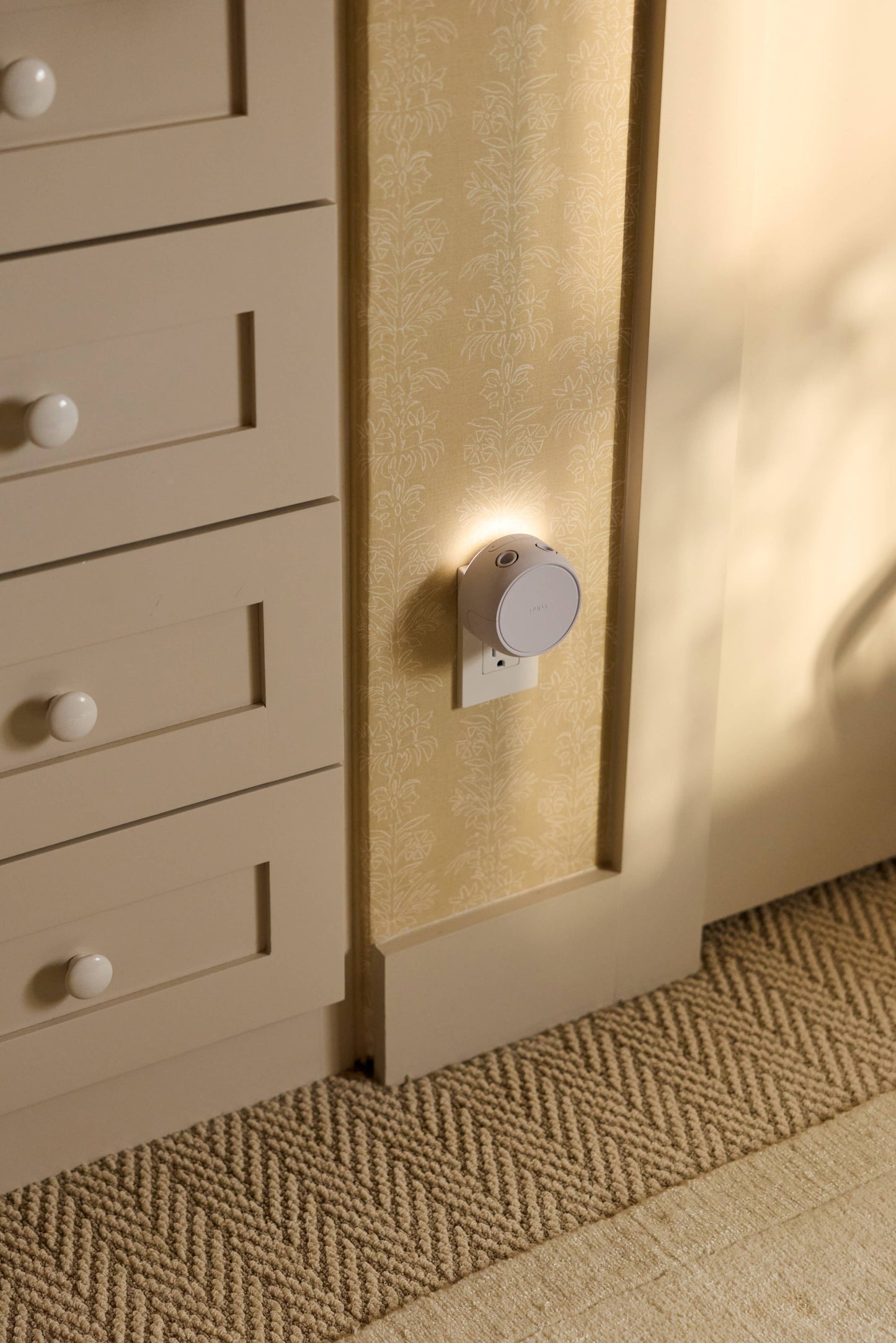 Pura Home™ Smart Home Fragrance Diffuser (V5)
