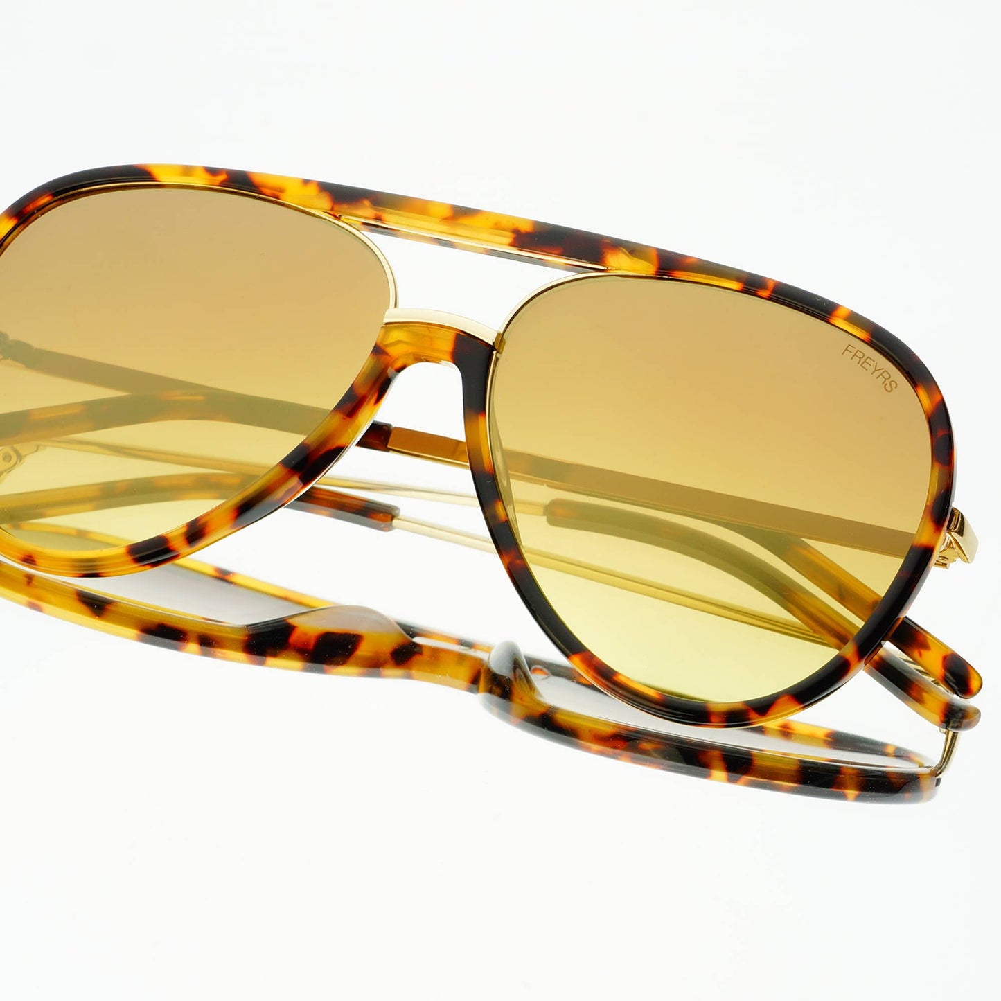 Shay Aviator Sunglasses: Tortoise/Gold Mirror