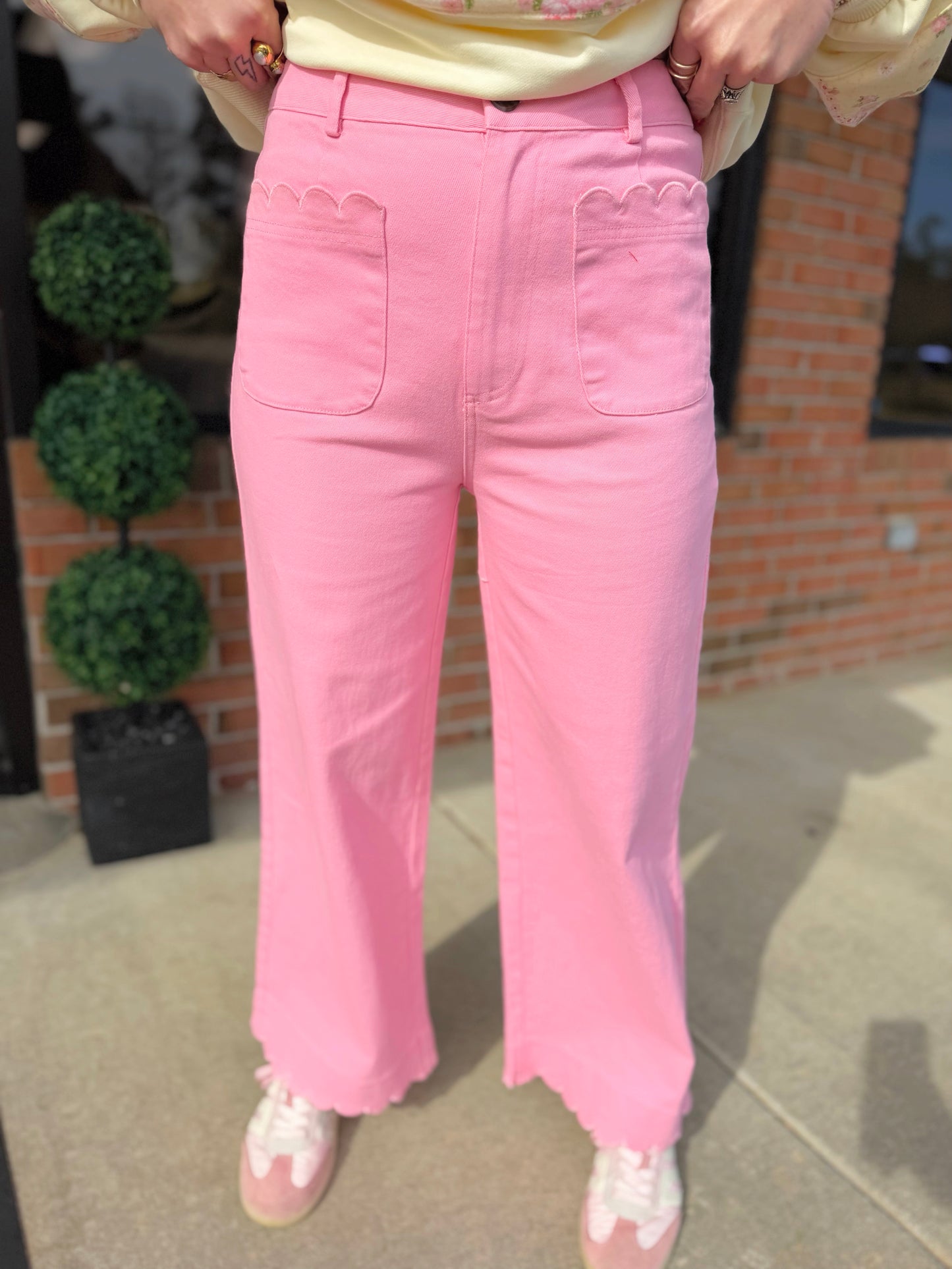 Sweet Scalloped Pants