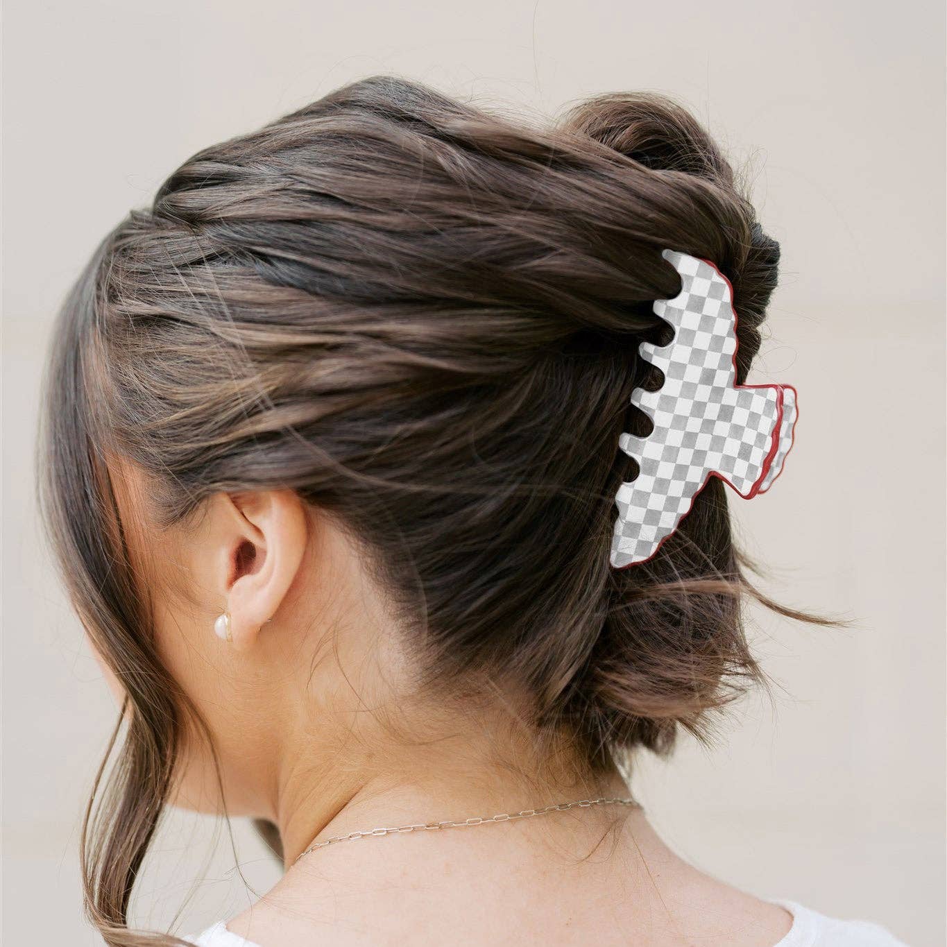 Gray and White Scalloped Claw Clip