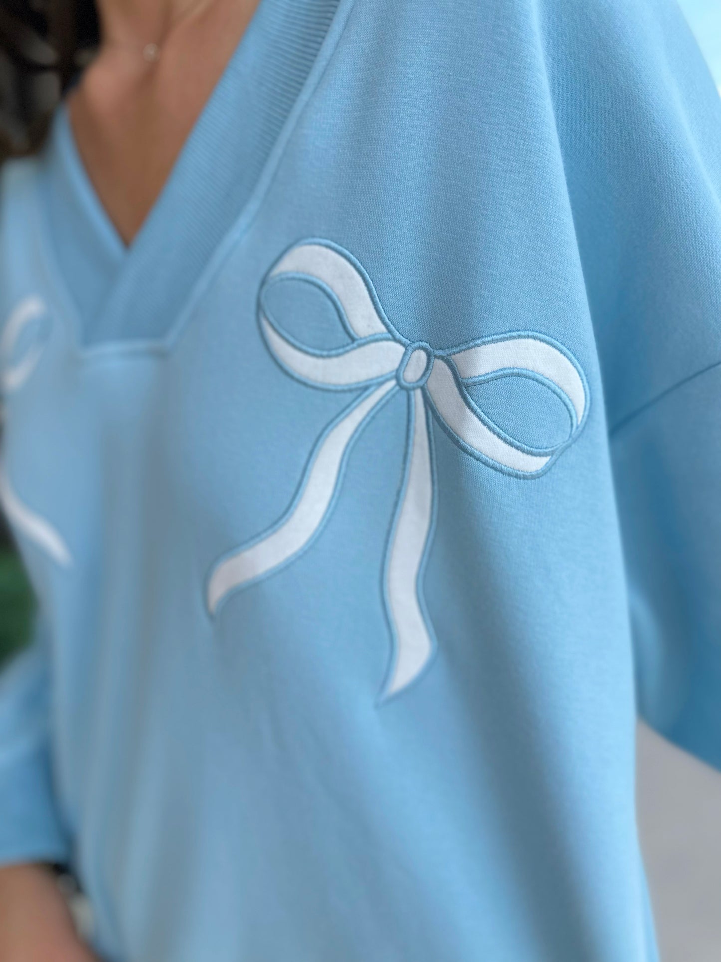 V-Neck Bow Sweatshirt