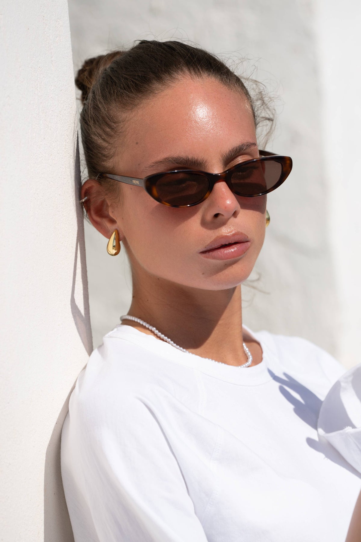Kaia Cat Eye Sunglasses: Tortoise