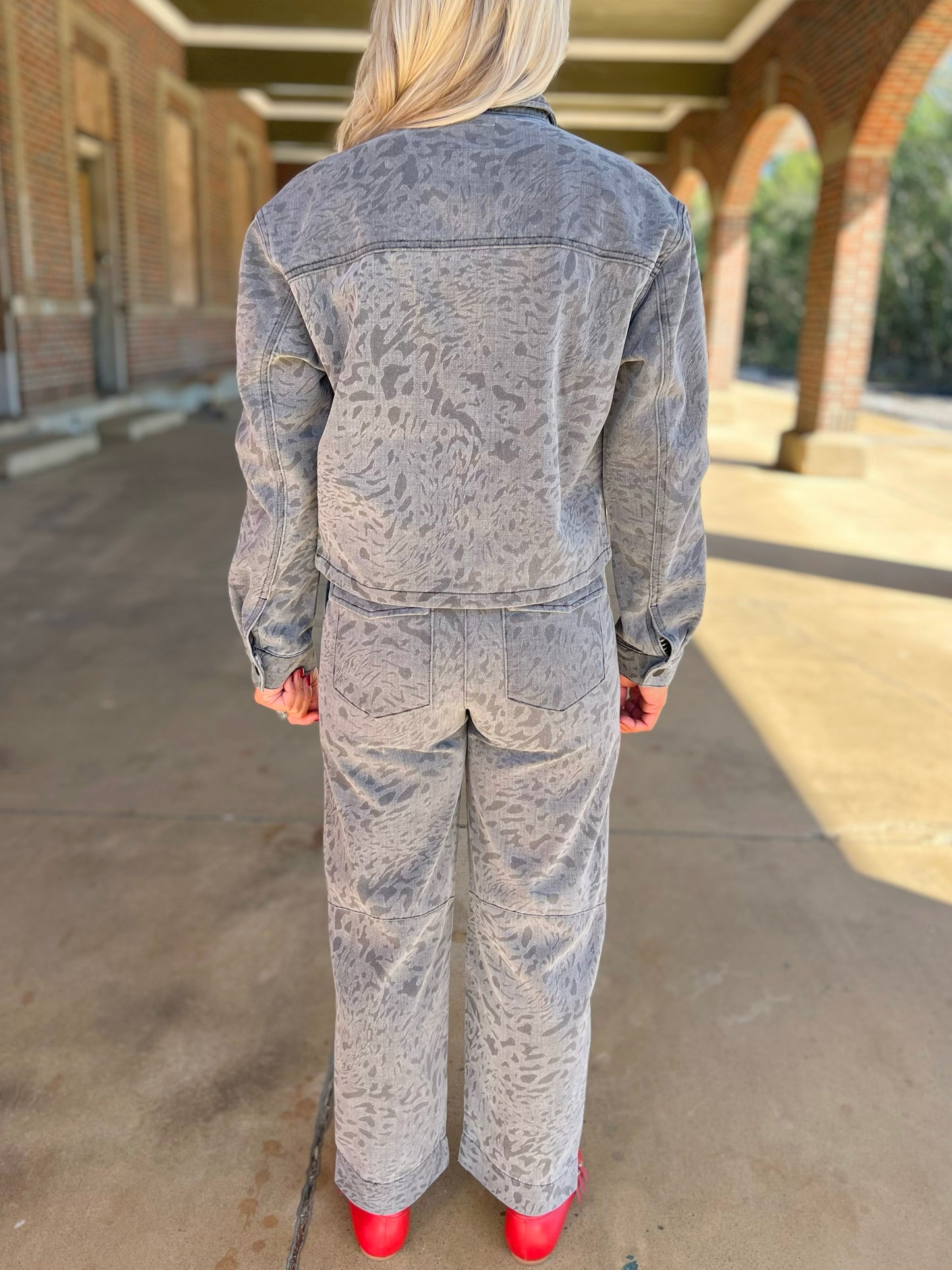 Kut Ashton Wide Leg Barrel