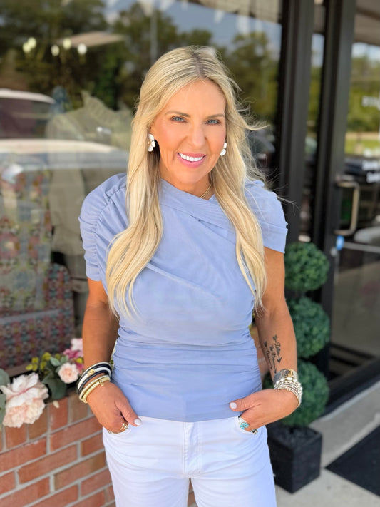 Asymmetrical Mesh Top