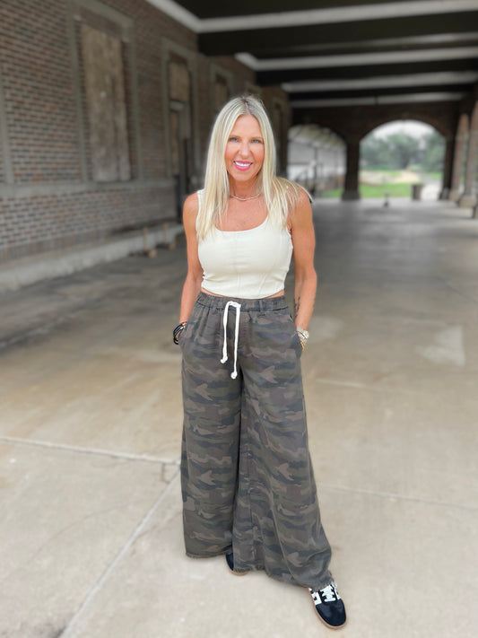 VH Camo Tencel Wide Leg Pant