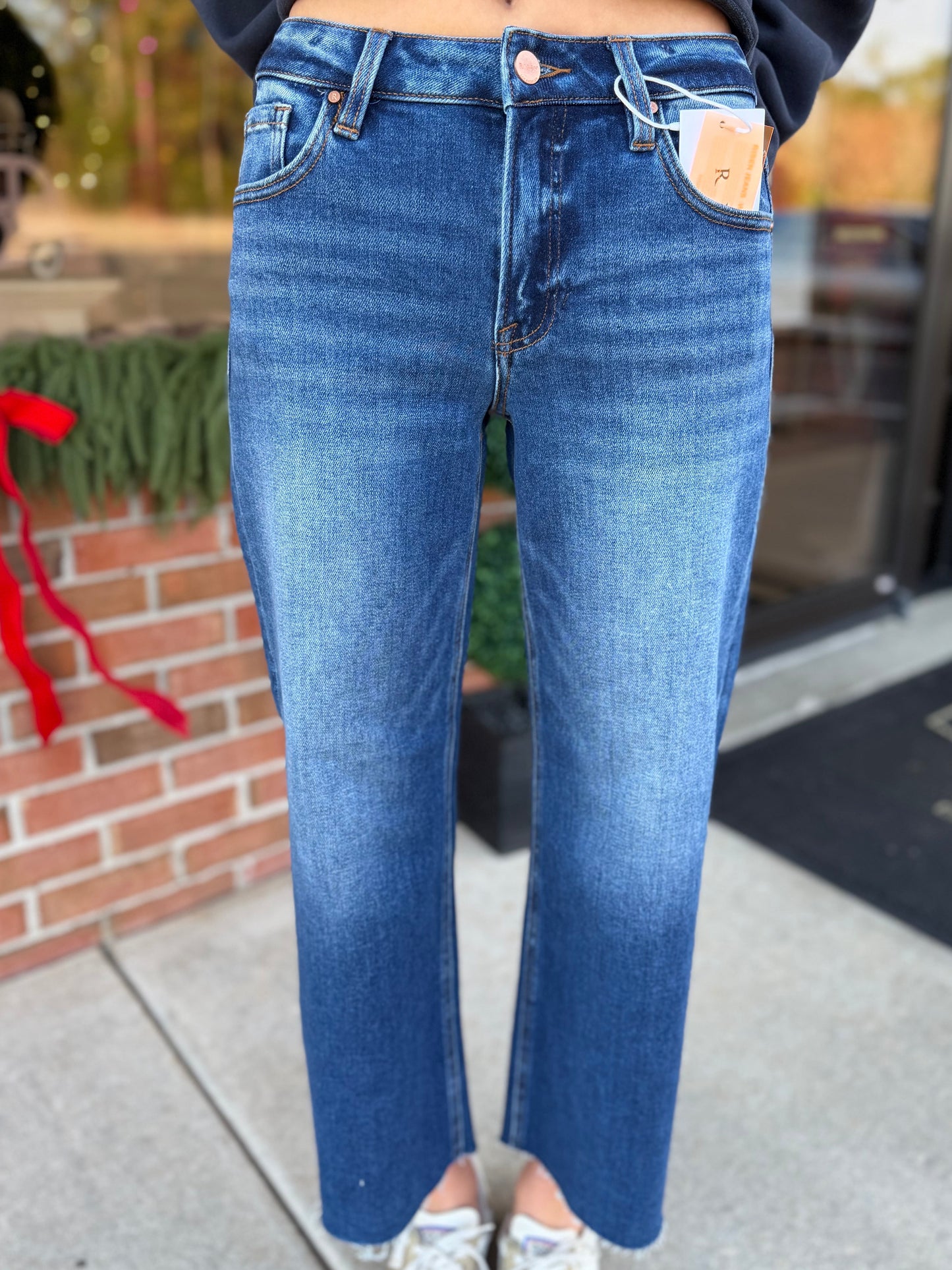 Risen Mid Rise Wide Leg Jeans