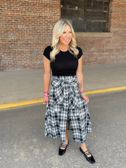Pleated Button Tie Skirt