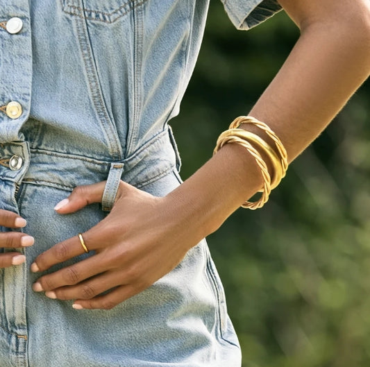 BuDhaGirl Twist AWB